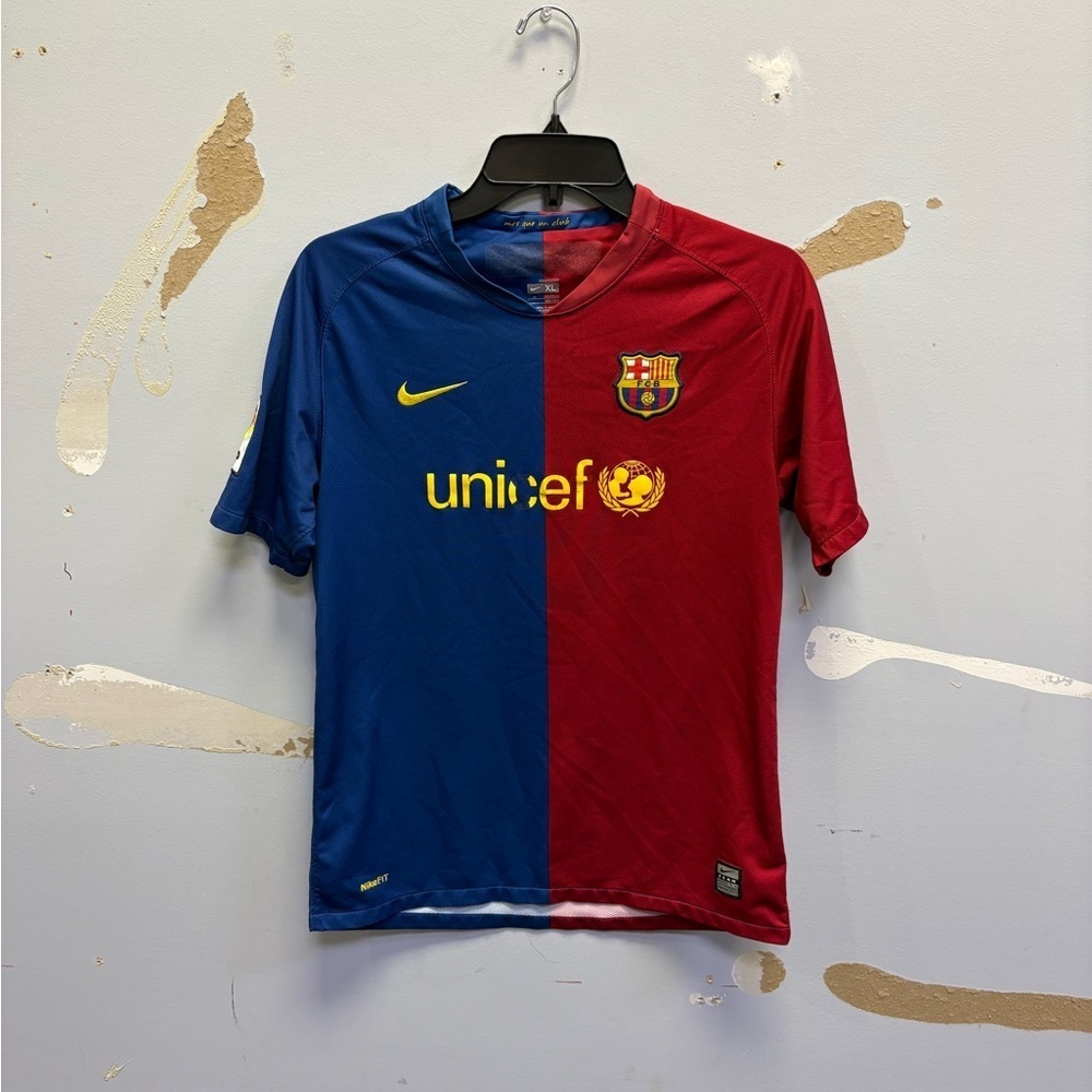 Vintage Nike 2008-09 FC Barcelona home jersey